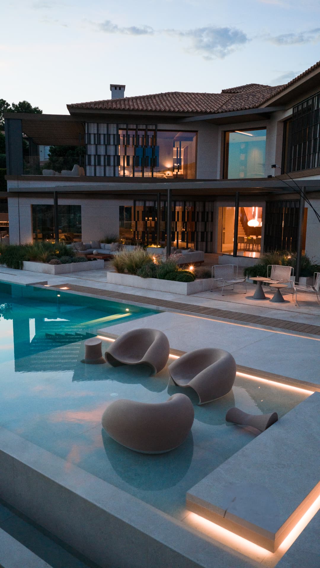 Las Brisas poolside lounge at blue hour
